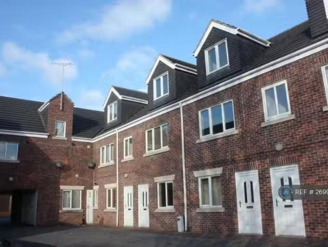 Rental! 1 BA 1 bedroom flat for rent in Wood Road, Derby, DE21