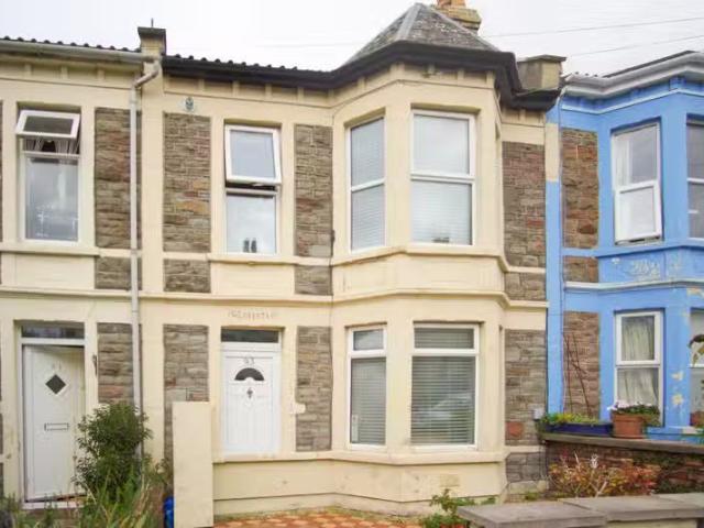 Charming 1 BA 1 bedroom flat for rent in First Floor Flat,, B.
