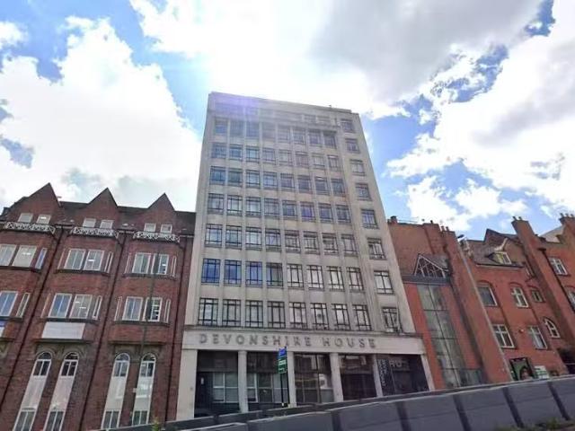 For Rent! 1 BA 1 bedroom flat for rent in Great Charles Street.