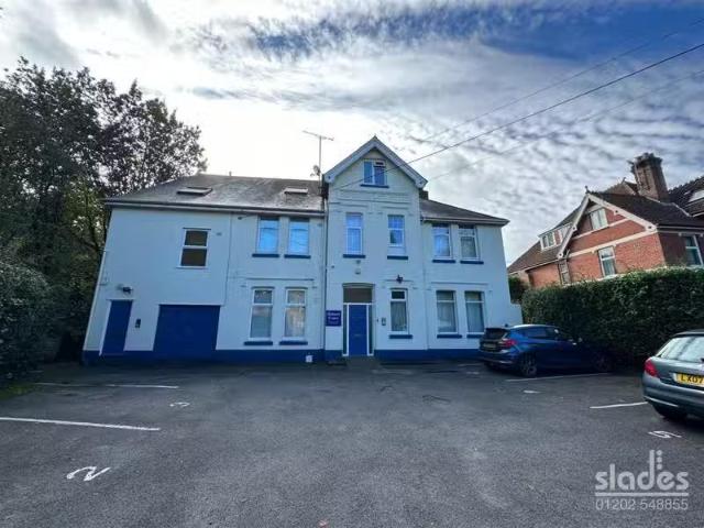 New 1 BA 1 bedroom flat for rent in Surrey Road, Westbourne, B.