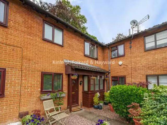 Nice 1 BA 1 bedroom house for rent in Banavie Gardens, Beckenh.