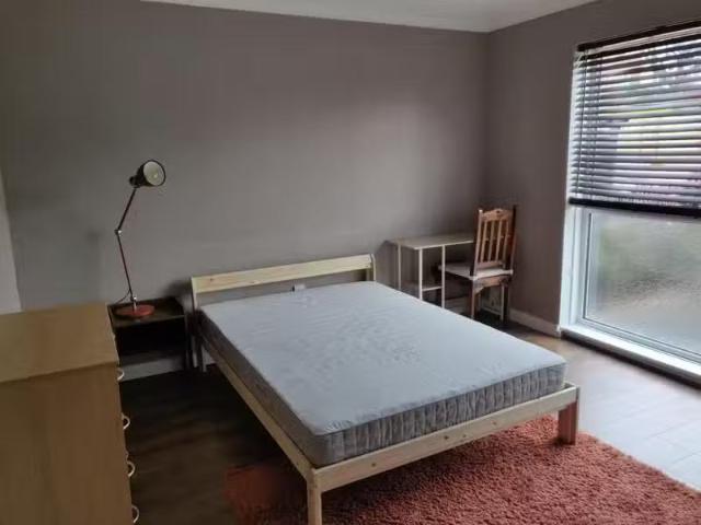 For Rent! 1 BA 1 bedroom house share for rent in Jerrys Lane.