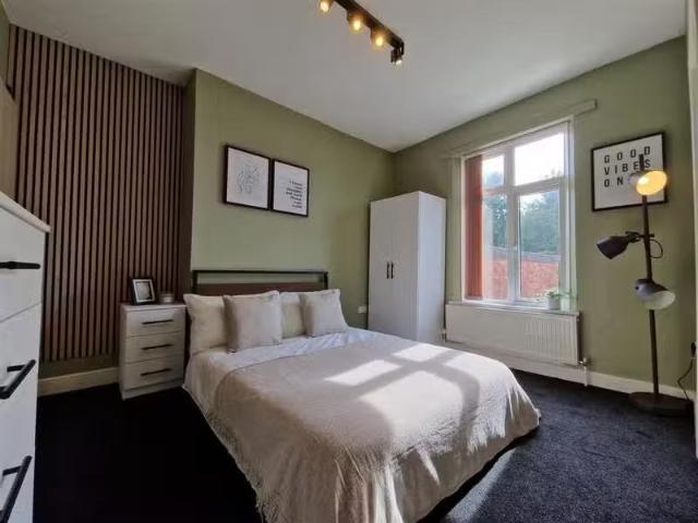 Charming 1 BA 1 bedroom house share for rent in Pound Road, Ol.