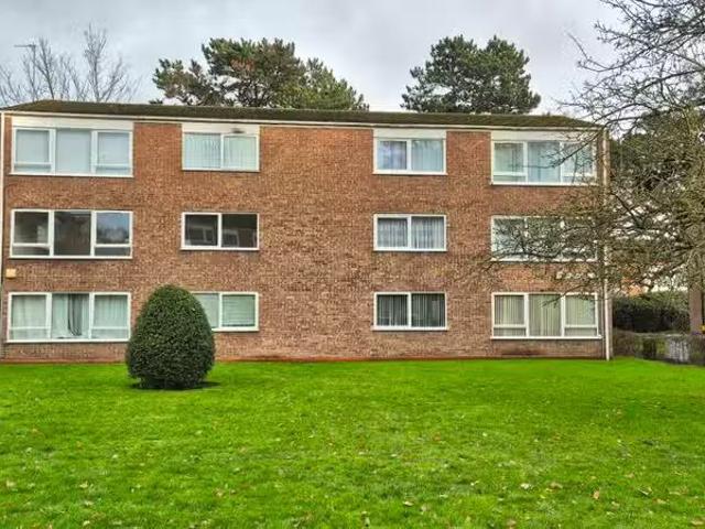 Deal! 1 BA 2 bedroom apartment for rent in South Grove, Erding.