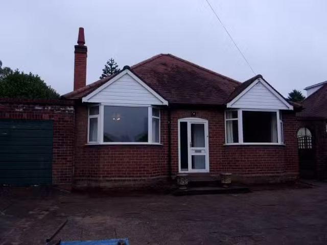 Unique 1 BA 2 bedroom detached bungalow for rent in Birmingham.