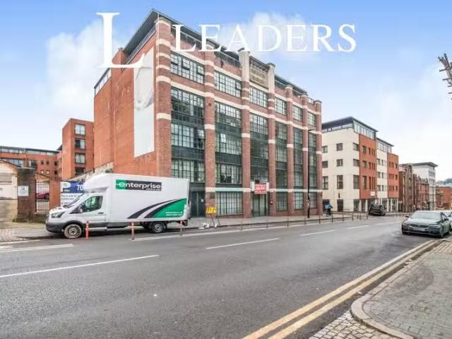 Cheap 1 BA 2 bedroom flat for rent in Kinvara Heights, 114 Bra.