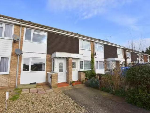 Cheap 1 BA 2 bedroom house for rent in Homerton Close, Clacton.
