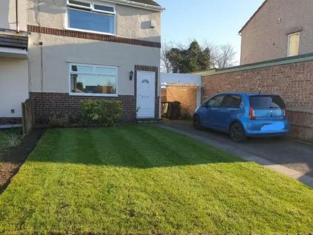 Just in! 1 BA 2 bedroom semi detached house for rent in OPEN G.