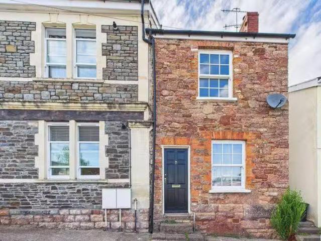 New 1 BA 2 bedroom semi detached house for rent in Pill Street.