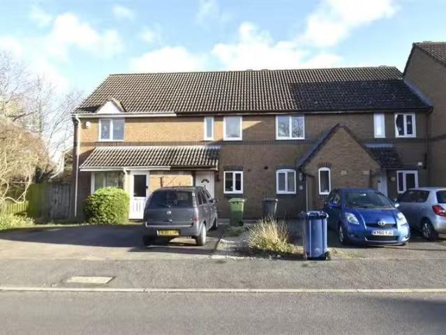 New 1 BA 2 bedroom terraced house for rent in Lucerne Close, C.