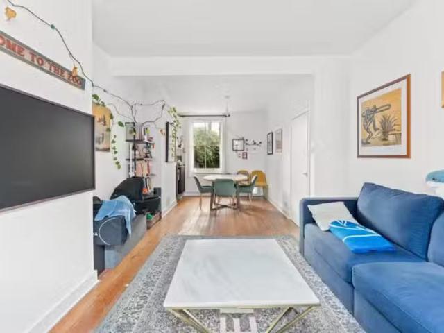 New 1 BA 2 bedroom terraced house for rent in Wellington Row.