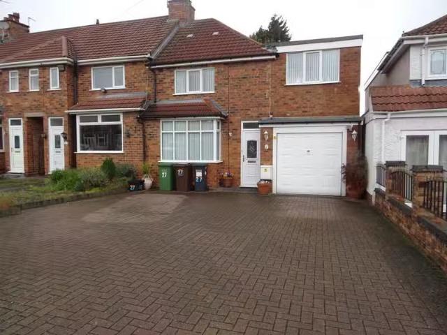 Deal! 1 BA 3 bedroom end of terrace house for rent in Hardwick.