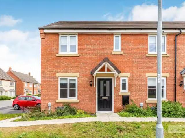 Nice 1 BA 3 bedroom house for rent in Fetlock Walk, Littleport.