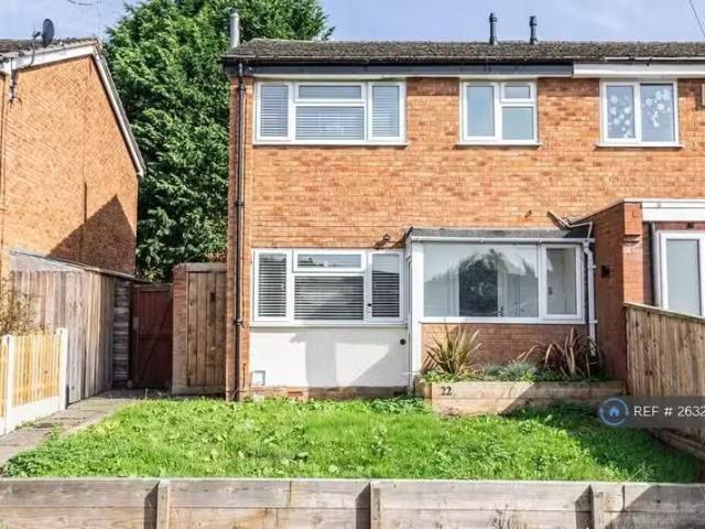 New 1 BA 3 bedroom semi detached house for rent in Woodrow Clo.