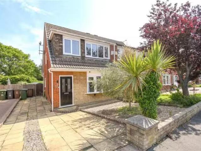 For Rent! 1 BA 3 bedroom semi detached house for rent in Woole.
