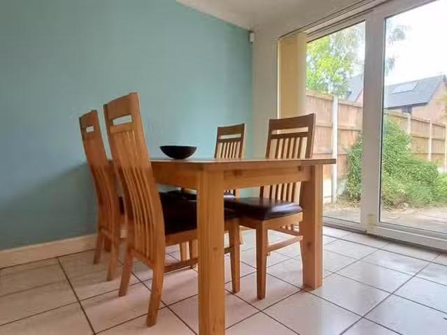 Nice 1 BA 3 bedroom semi detached house for rent in Fernbank D.