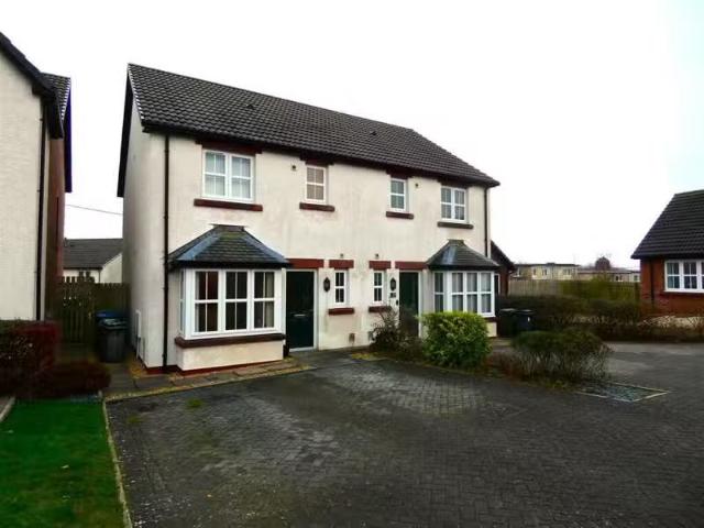 Deal! 1 BA 3 bedroom semi detached house for rent in St. Mungo.