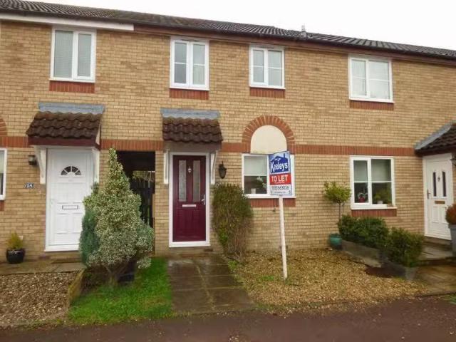 Cozy 1 BA 3 bedroom terraced house for rent in Althorpe Court.