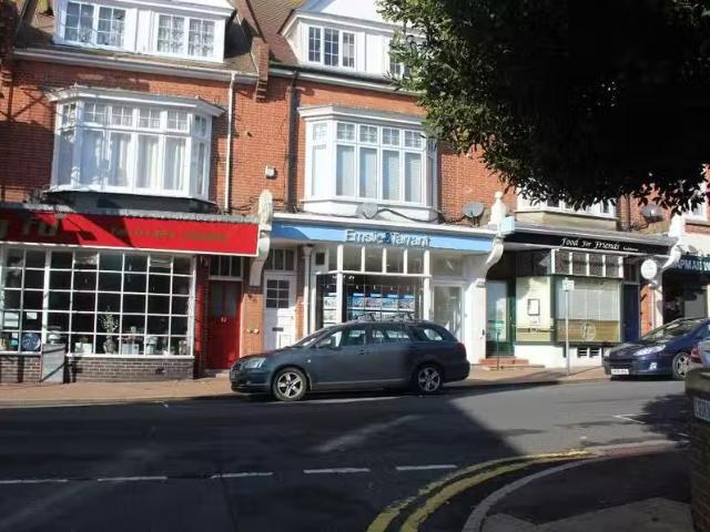 Nice 1 BA Studio flat for rent in Meads Street, Eastbourne, Ea.