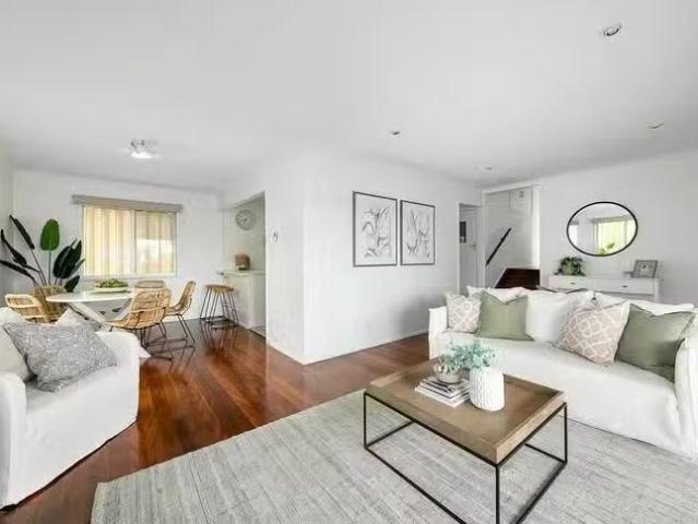 Cozy 1 Benedict Street, Wavell Heights, QLD 4012