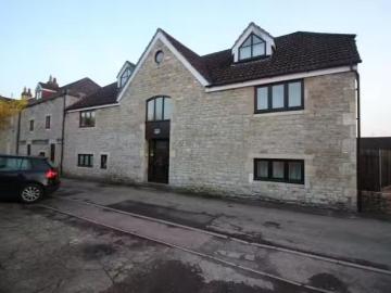 Cheap 1 bedroom apartment for rent in Wellington Buildings, Ba.