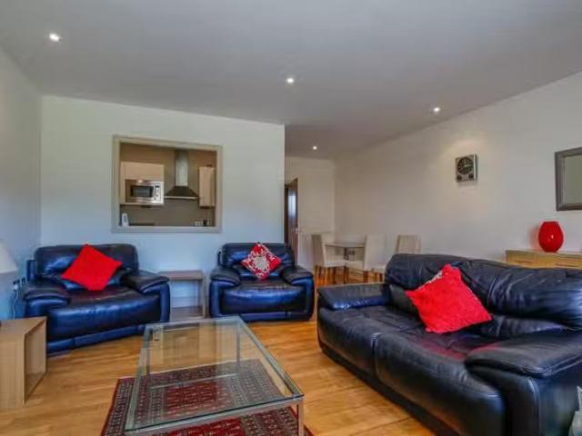 For Rent! 1 bedroom apartment for rent in Hayes Road, Sully, P.