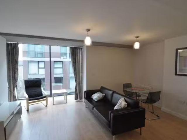Rental! 1 bedroom apartment for rent in Malt House, Finzels Re.