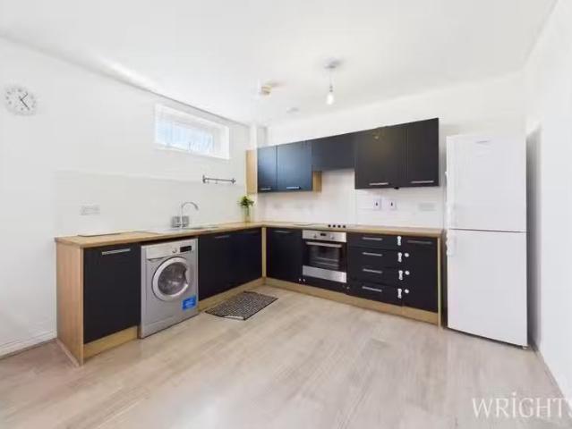 Nice 1 bedroom apartment for rent in Otto Road, Welwyn Garden.