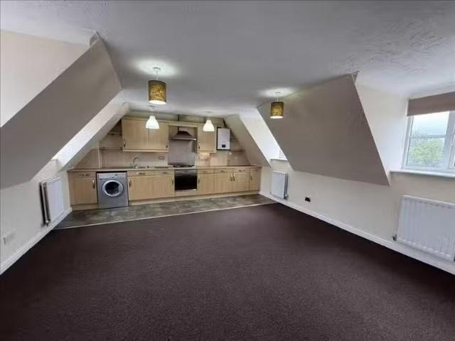 Cheap 1 bedroom apartment for rent in Rumbush Lane, Solihull.