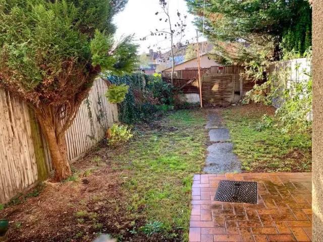 Cheap 1 bedroom house share for rent in College Road, Bristol.