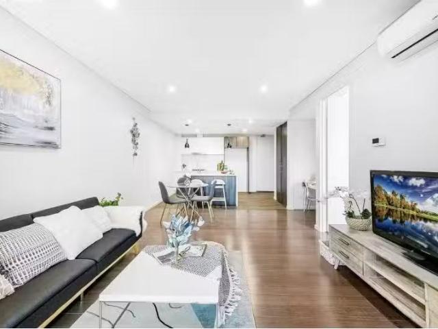 For Rent! 1 BR 403/20 24 Epping Road, Epping Apartment for ren.