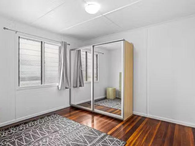 Just in! 1 BR 4/48 Browne Street, New Farm, QLD 4005