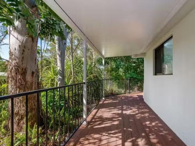 Just in! 1 BR 4A Petrel Court, THORNLANDS, QLD 4164 Studio f.