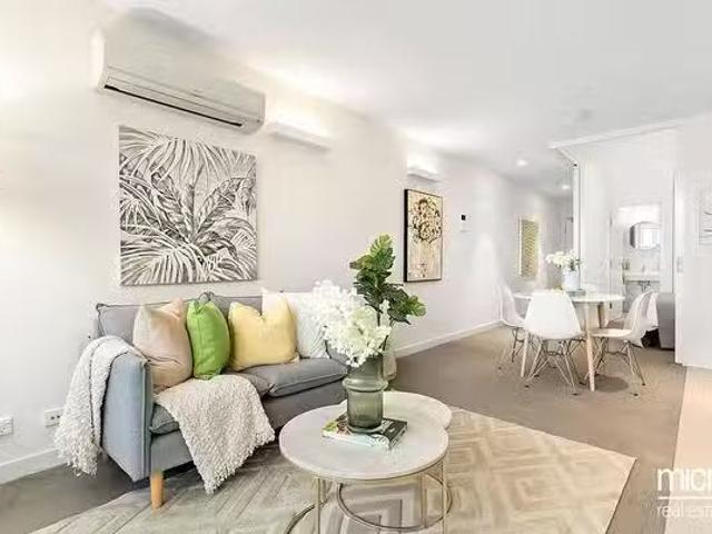 Deal! 1 BR 606/589 Elizabeth Street, Melbourne, VIC 3000