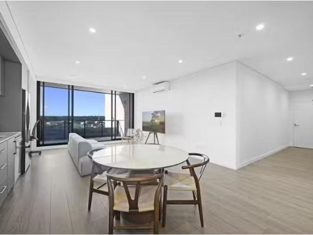 Nice 1 BR 613/26A Lord Sheffield Circuit, Penrith Apartment fo.