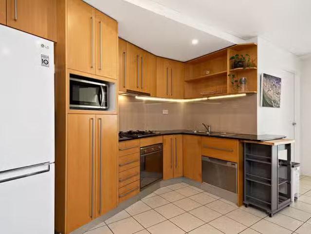 New 1 BR 6/7 9 Gilbert Street, Manly, NSW 2095