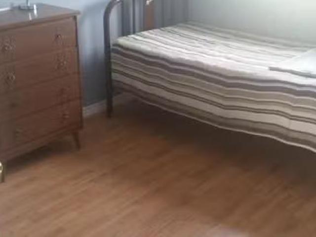 Cozy 1 BR 650 Room for rent in Leduc