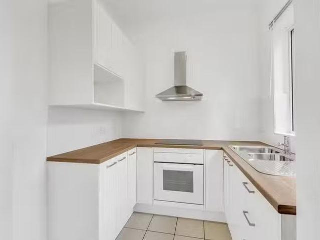 Deal! 1 BR 6/58 Esplanade, Semaphore, SA 5019