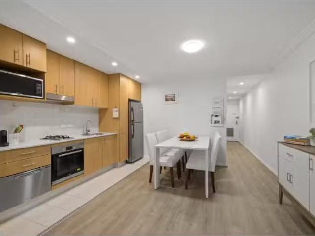 For Rent! 1 BR 7/137 Blair Street, Bondi Beach Apartment for r.