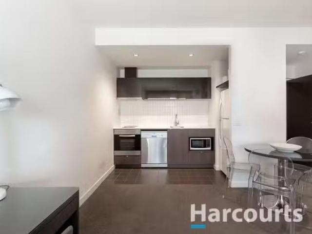 For Rent! 1 BR 714/157 Lonsdale Street, DANDENONG, VIC 3175.