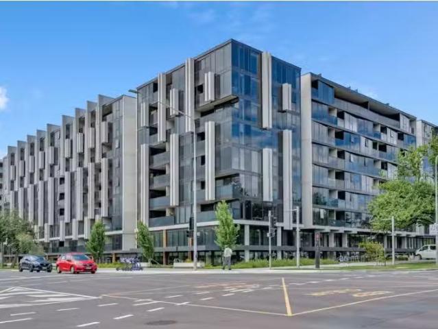 Deal! 1 BR 716/1 Elouera Street, Braddon Apartment for rent L.