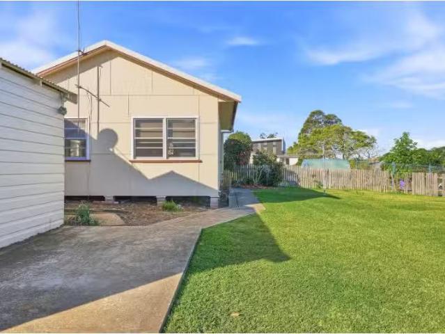 Deal! 1 BR 1/104 High Street, Wauchope Apartment for rent Lis.