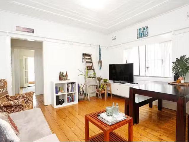 Cozy 1 BR 1/116 Curlewis Street, Bondi Beach Apartment for ren.