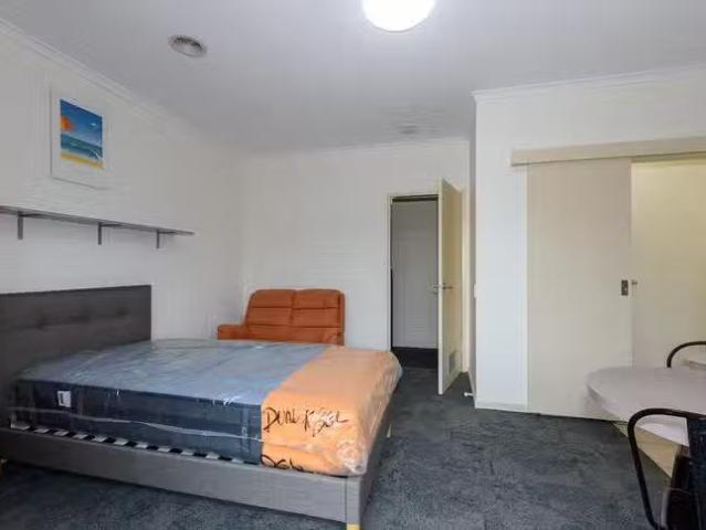New 1 BR 1/122 Beach Street, Frankston, VIC 3199