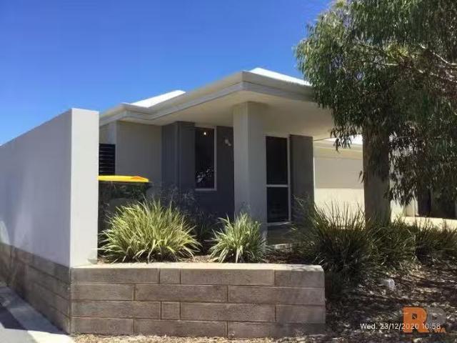 Charming 1 BR 12A Descent Street, Ellenbrook, WA 6069