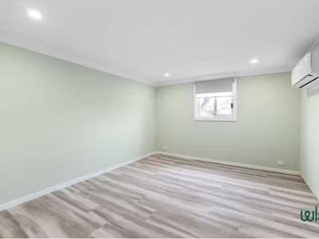 Deal! 1 BR 12B Nott Street, Edgeworth House for rent Listed b.