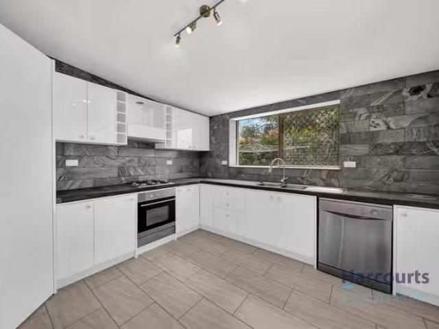 Cozy 1 BR 17 Sherlock Street, VICTORIA POINT, QLD 4165 Flat.