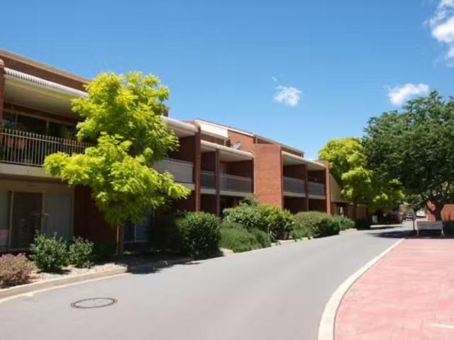 Charming 1 BR 14/12 Albermarle Place 'Avalon Court, PHILLIP Ap.