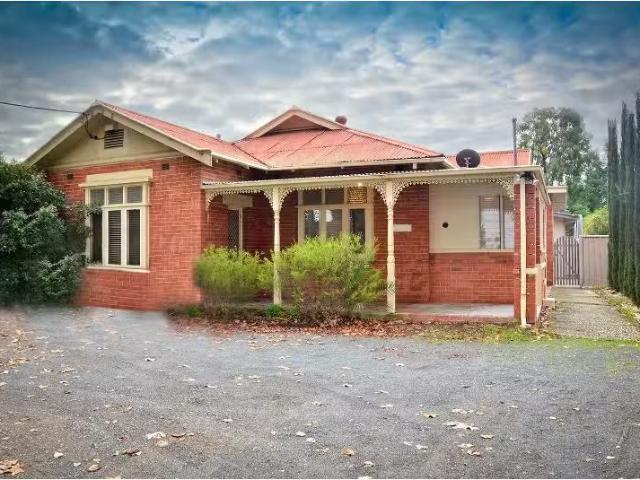 Just in! 1 BR 1/630 Stanley Street, ALBURY Apartment for rent.