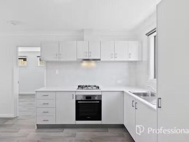 Unique 1 BR 16A Floribunda Gardens, Mirrabooka, WA 6061